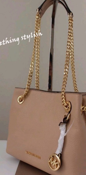 Michael kors purse- oyster color